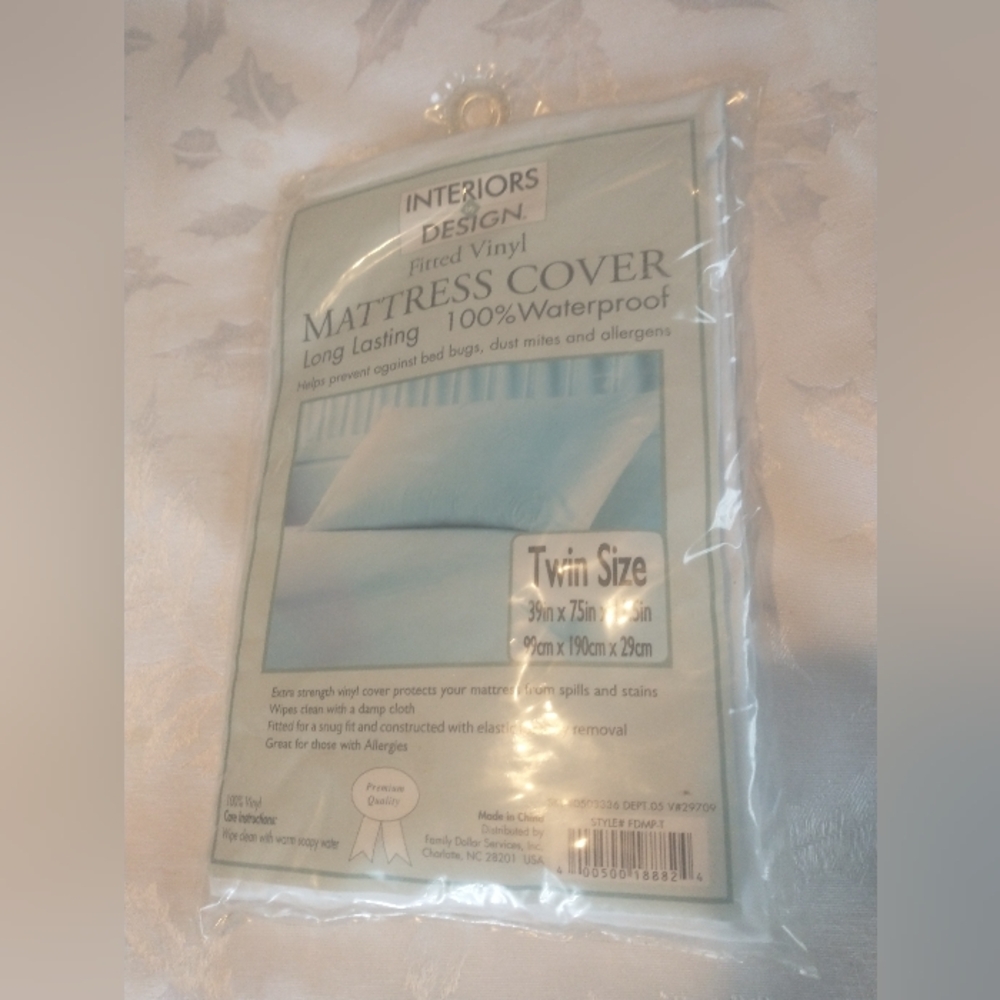 New Interiors Design Twin Fitted Extra Strength Vinyl Mattress Cover 39 x 75 In